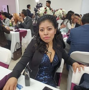 Meet your Posher, Elisa